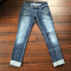 Levi’s 524 Super Low Skinny Jean
